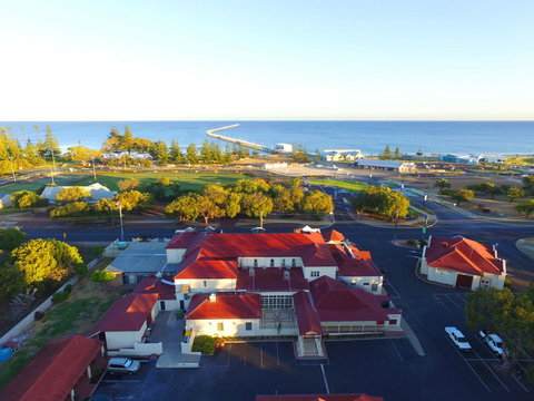 Esplanade Hotel Busselton - Sydney Tourism 0