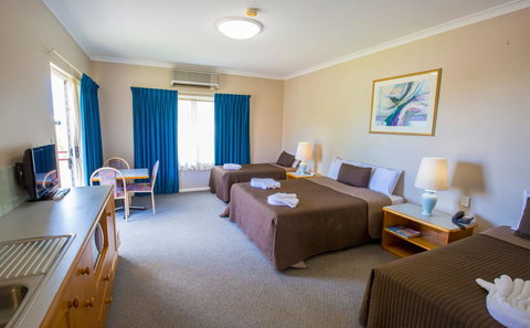 Esplanade Hotel Busselton - Sydney Tourism 23
