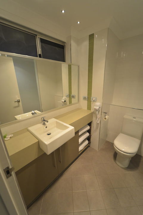 Bentley Motel - Sydney Tourism 9