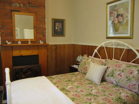 Arendon Cottage - Sydney Tourism 1