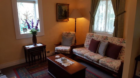Arendon Cottage - Sydney Tourism 7