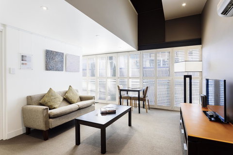 The Henry Jones Art Hotel - Sydney Tourism 40