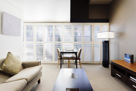 The Henry Jones Art Hotel - Sydney Tourism 38