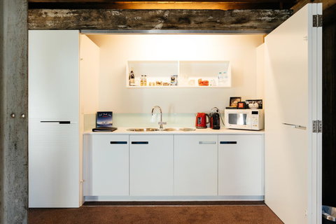 The Henry Jones Art Hotel - Sydney Tourism 31