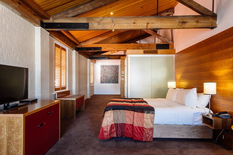 The Henry Jones Art Hotel - Sydney Tourism 25