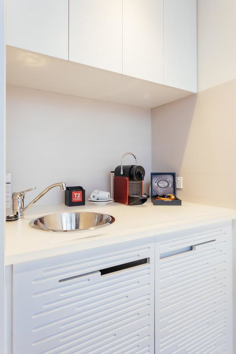 The Henry Jones Art Hotel - Sydney Tourism 35