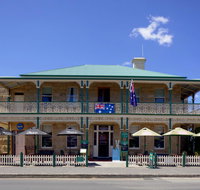 The Richmond Arms Hotel - Sydney Tourism
