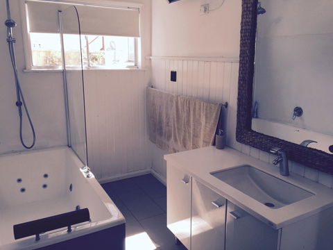 The Ultimate Beach House - Sydney Tourism 22