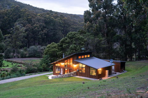 Adventure Bay Retreat Bruny Island - Sydney Tourism 2