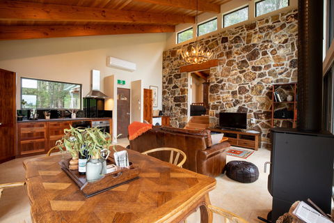 Adventure Bay Retreat Bruny Island - Sydney Tourism 22