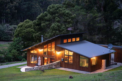 Adventure Bay Retreat Bruny Island - Sydney Tourism 1