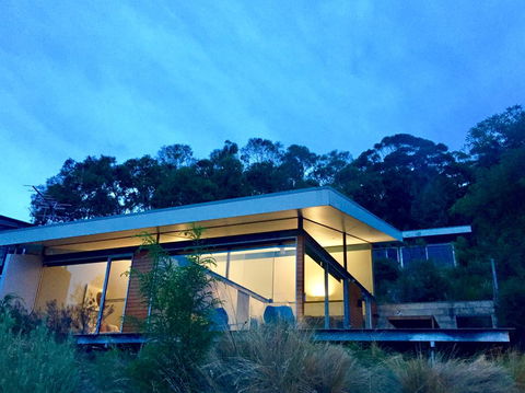 Eaglehawk Pavilions - Sydney Tourism 2