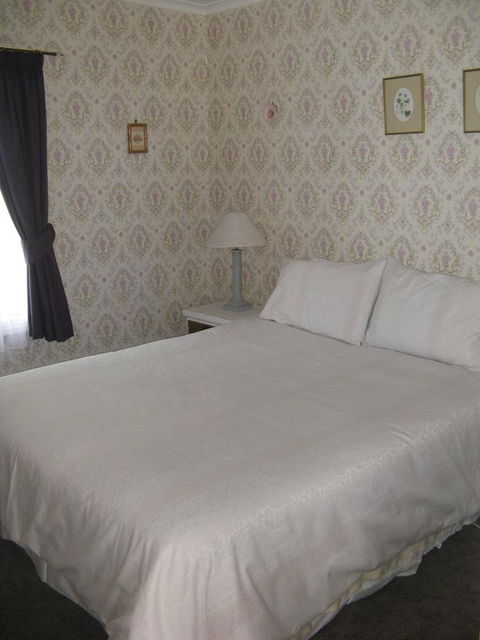 The Grove Cottages - Sydney Tourism 2