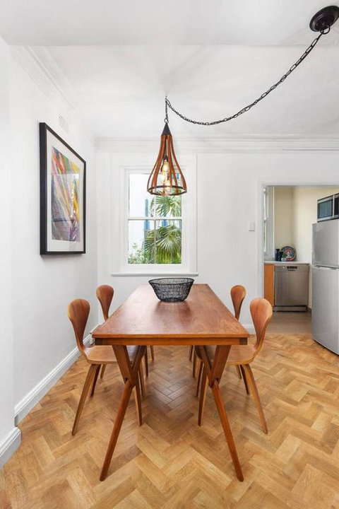 Newly Renovated Potts Point 2BR Art Deco - Sydney Tourism 3