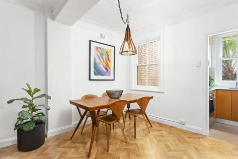 Newly Renovated Potts Point 2BR Art Deco - Sydney Tourism 1