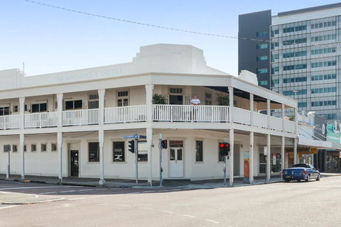 Newmarket Hotel - Sydney Tourism 2