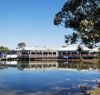 Nightcap at Waterfront Hotel - Sydney Tourism