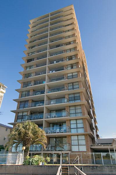 Northcliffe Apartments - Sydney Tourism 3