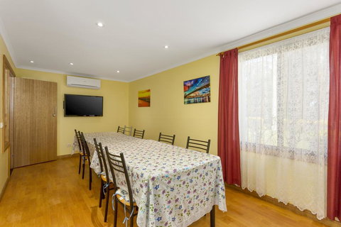 Northeast Restawhile BandB - Sydney Tourism 3