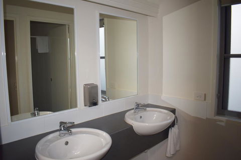 NRMA Sydney Lakeside Holiday Park - Sydney Tourism 3