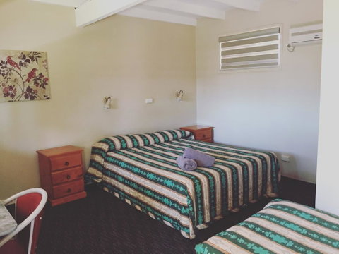 Oasis Motel - Sydney Tourism 0