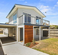 Ocean Chill 10 Minutes Drive to Phillip Island Pet Friendly Family Home Sleeps 8 - Sydney Tourism
