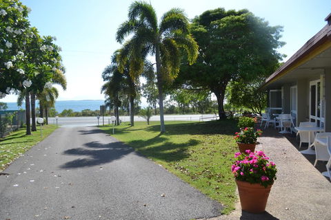 Ocean View Motel Bowen - Sydney Tourism 2