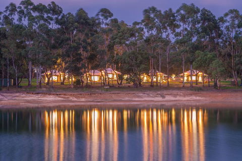 Olio Bello Lakeside Glamping - Sydney Tourism 0