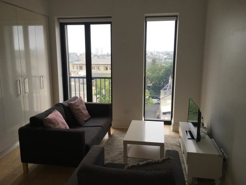 One Bedroom Apartment In Potts Point - Sydney Tourism 0