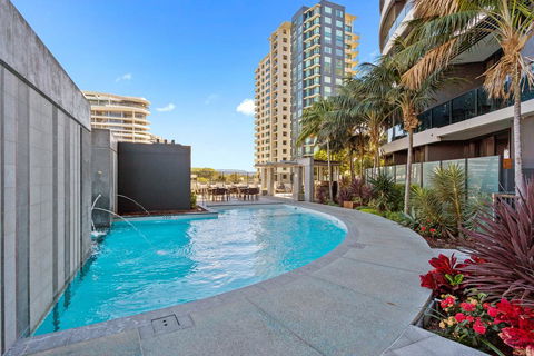 Oracle - 5 Star Luxury - Level 25 - Sydney Tourism 1