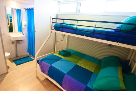 Original Backpackers - Sydney Tourism 1
