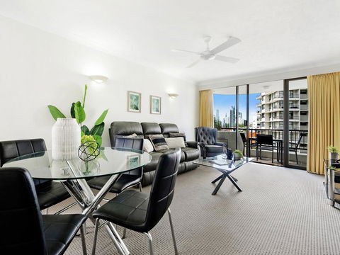 Pacific Resort In The Heart Of Broadbeach - Sydney Tourism 0