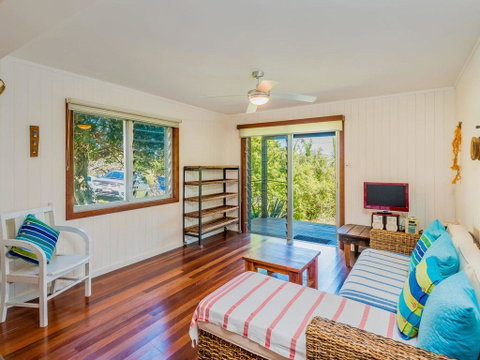 Pacifica 2 - Opposite The Beach At Brooms Head - Sydney Tourism 3