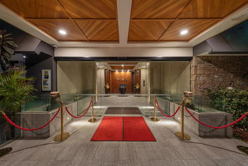 Palms Hotel with Sydney Tourism