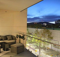 Perfectly Located Modern Apartment - Canberra CBD - Sydney Tourism