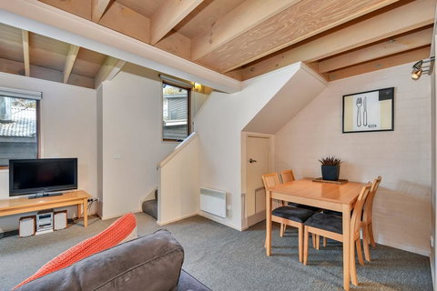 Pinot - Sydney Tourism 3