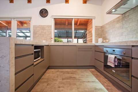 Port Central No 3 - Sydney Tourism 3