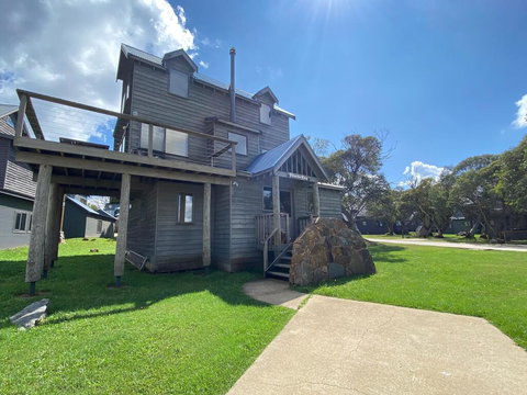 Powderkeg-DPA - Sydney Tourism 1