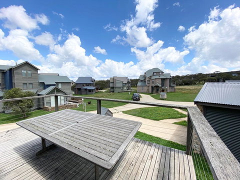 Powderkeg-DPA - Sydney Tourism 2