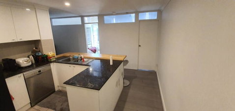 Private Modern Room - Plaza Building- In City Centre! - Sydney Tourism 3