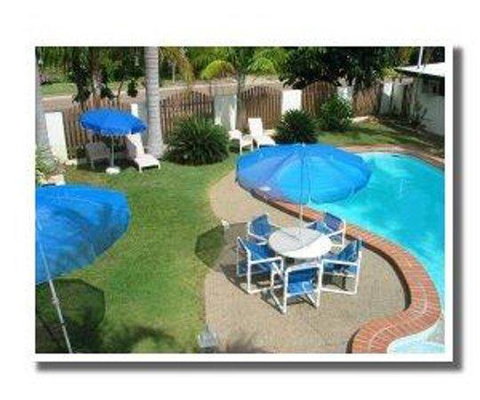 Queens Beach Hotel - Sydney Tourism 2