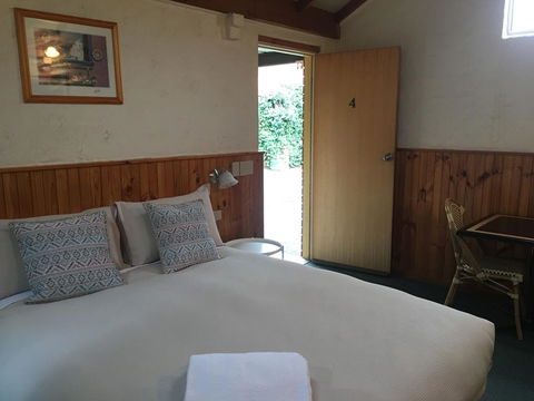 Railway Motel Myrtleford - Sydney Tourism 3