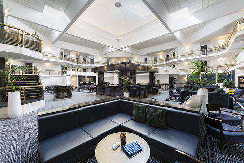 Ramada Diplomat Canberra - Sydney Tourism 3
