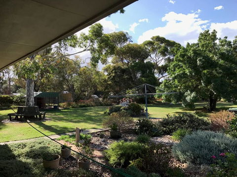 Relaxing Geelong Studio - Sydney Tourism 1