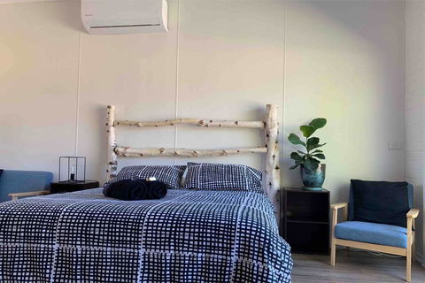 Relaxing Geelong Studio - Sydney Tourism 2