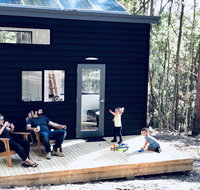 Robinson Crusoe Tiny House - Sydney Tourism