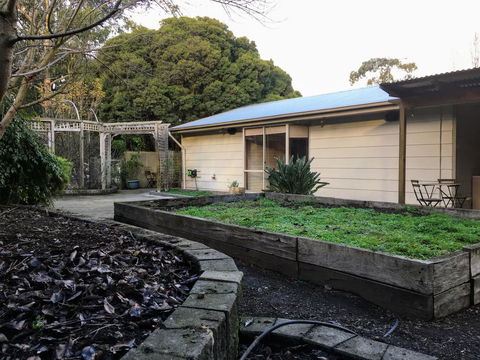 Romantic Getaway With Spa And Wifi - Pet Friendly - Sydney Tourism 0