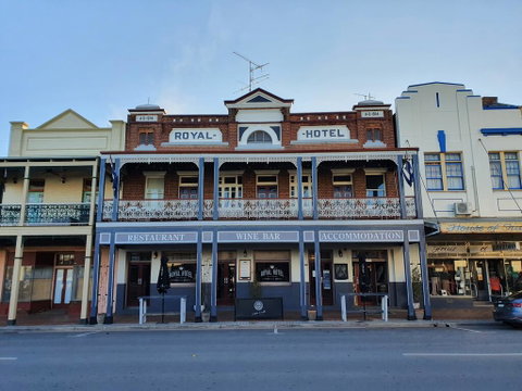 Royal Hotel - Sydney Tourism 0