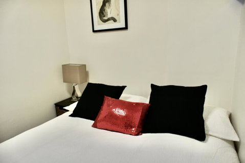 Rushcutters Bay - Pool + Parking - Sydney Tourism 1