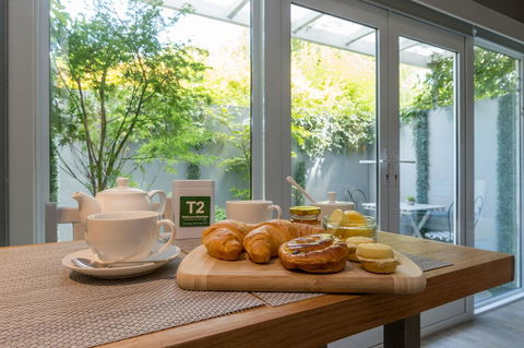 Sailaway Beach House - Sydney Tourism 3